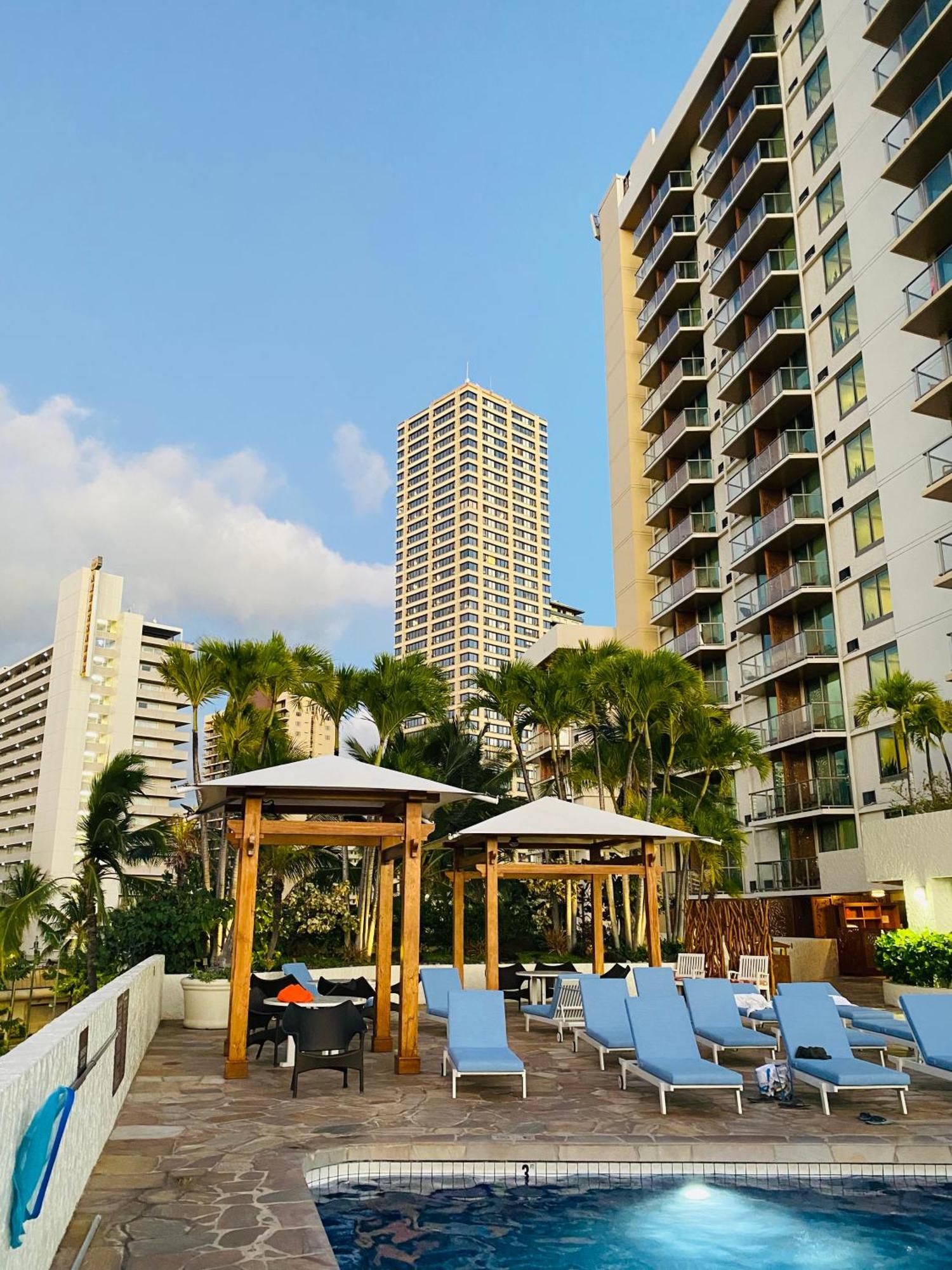 Cozy Studio With Free Parking In Waikiki Хонолулу Екстериор снимка