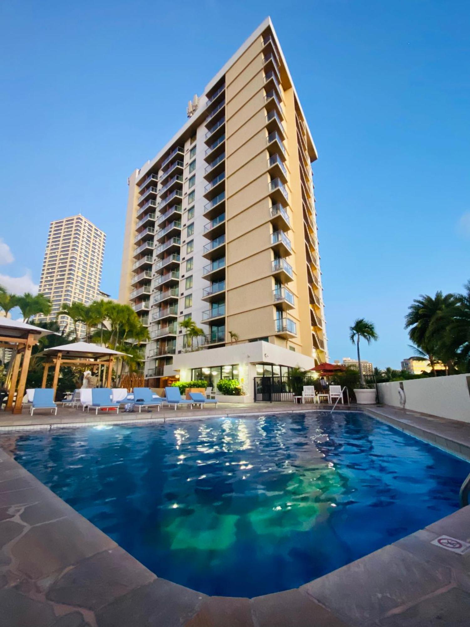 Cozy Studio With Free Parking In Waikiki Хонолулу Екстериор снимка